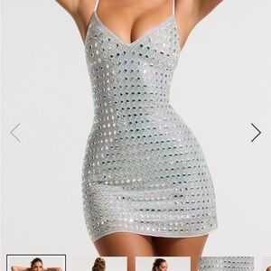 Oh Polly Svana Dress in Silver (US 0)